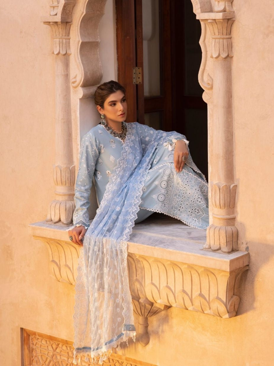 Regalia Textiles Ice Blue Lawn Chikankari 3pcs Suit